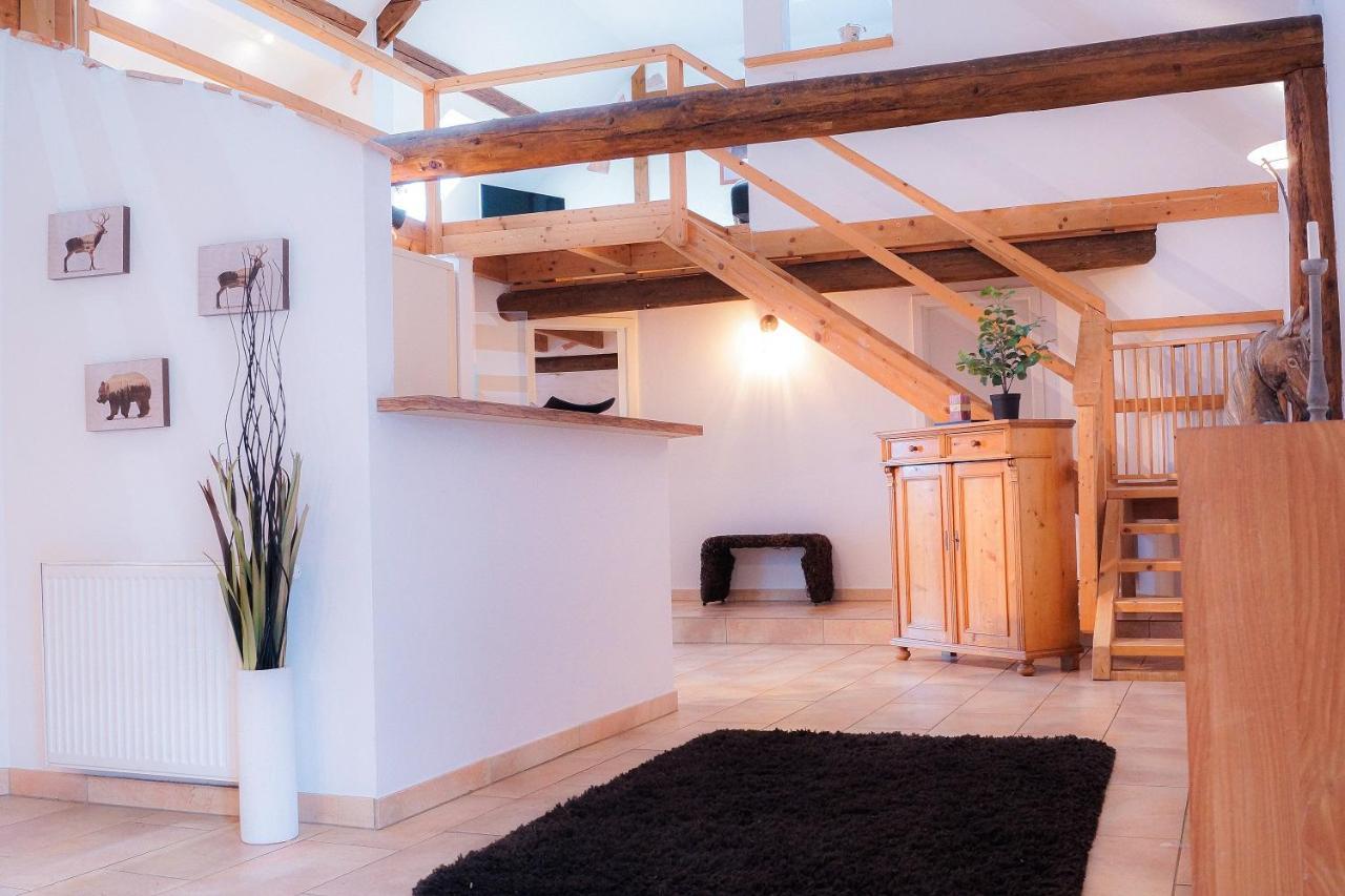 Besondere Ferienwohnung Spirit Auf Idyllischem Reiterhof Nahe Burg Eltz Münstermaifeld Εξωτερικό φωτογραφία